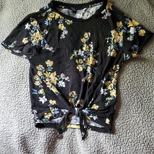 Cute H&M Divided Floral Crop Top